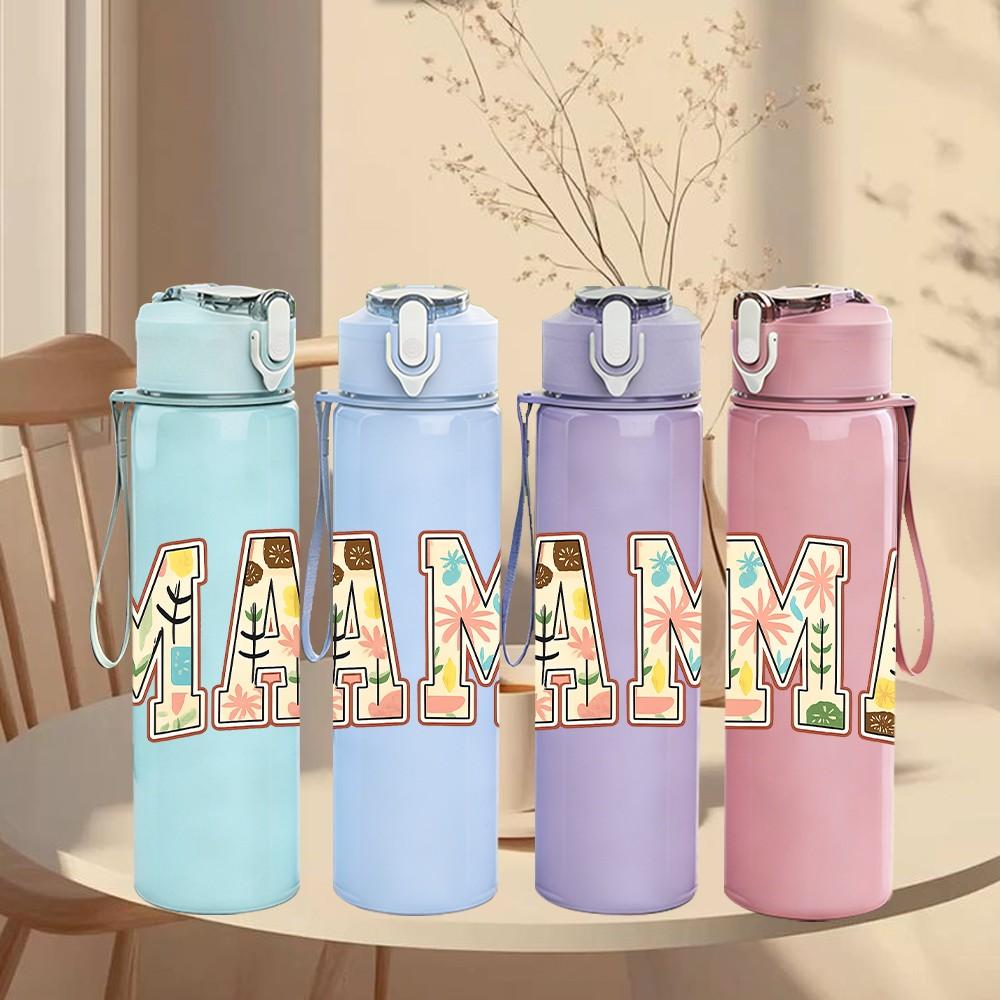1PC MAMA Floral Letter Art 750ml Color Plastic Sports Water Bottle Leakproof Flip Straw Lid Suitable for Sports Office Home Use