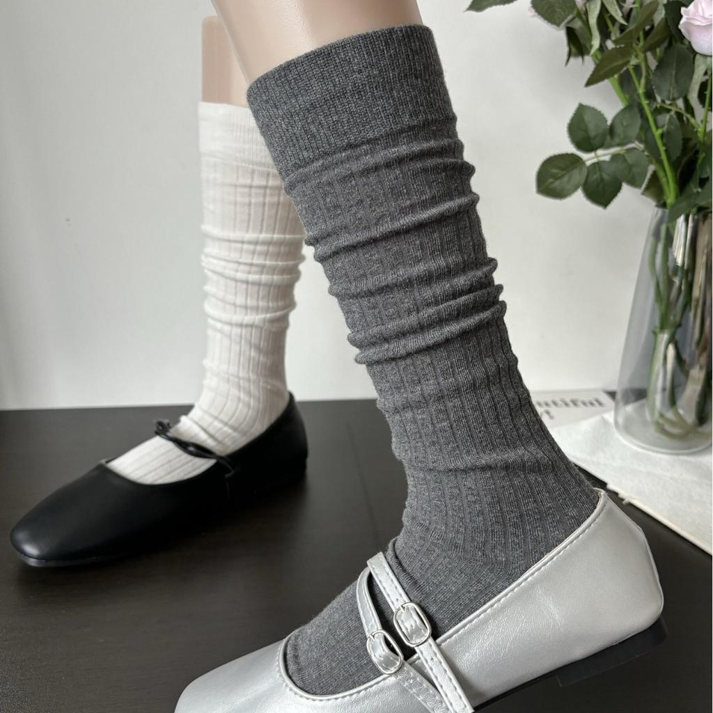 Spring And Autumn Smoky Gray Calf Socks Vertical Striped Cotton Stacked Socks Catwalk White Mid-Leg Socks