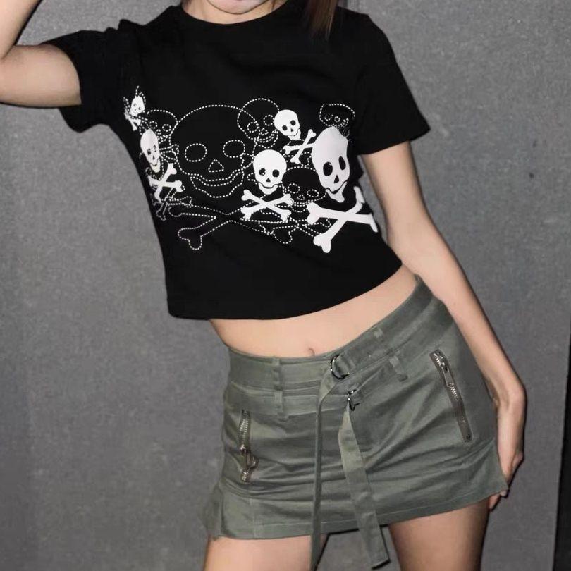 Vintage Crop Top Women Aesthetic 2000s T-Shirt Goth Tee Ladies Y2k Grunge Clothes Skull Pattern Tshirt