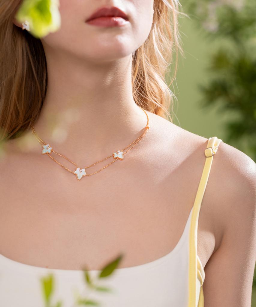 Lola Rose Ivy Mother-Of-Pearl Point Chain Necklace