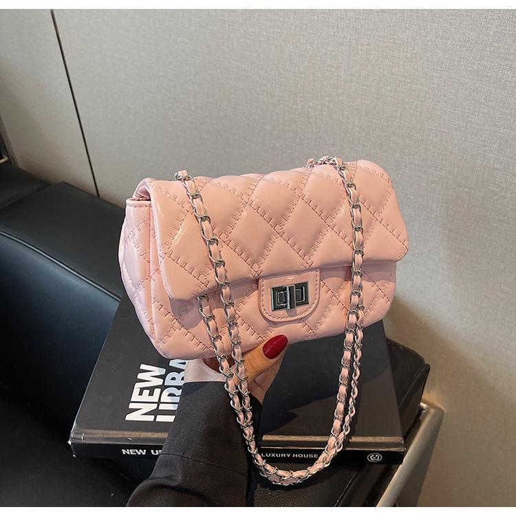 Rhombus chain bag women's new summer niche shoulder messenger bag versatile small square bag