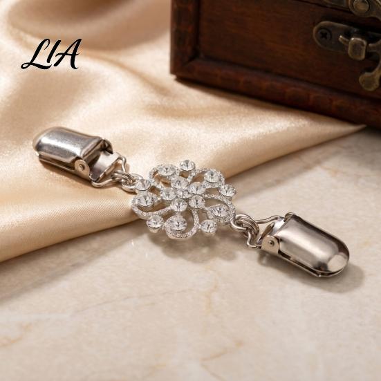 Vintage Clothing Fasteners 4Pcs Sweater Clips for Women Girls, Retro Floral Cardigan Clips, Elegant Scarf Clasps Shawl Clip, Waist Cincher Loose Tops,