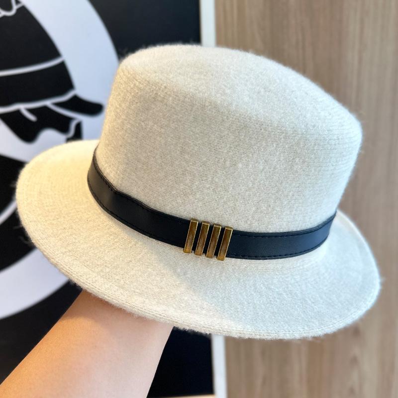 New Autumn And Winter French Elegant Retro Belt Flat Top Hat Women'S Woolen Fashion Top Hat Hepburn Style Trend