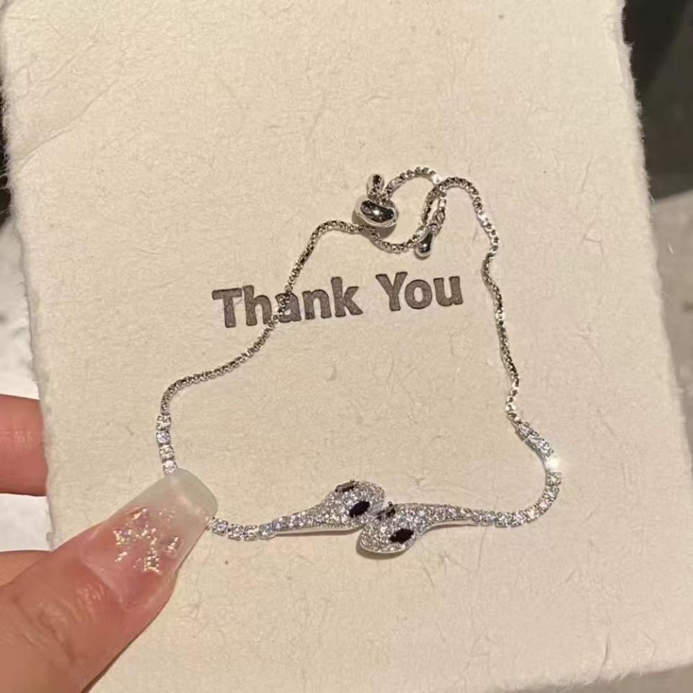 

Браслет Spirit Snake Haoshi Дизайнерский Нишевый Темперамент Простой и Белый Высокая Ценность Универсальный Ретро Браслет