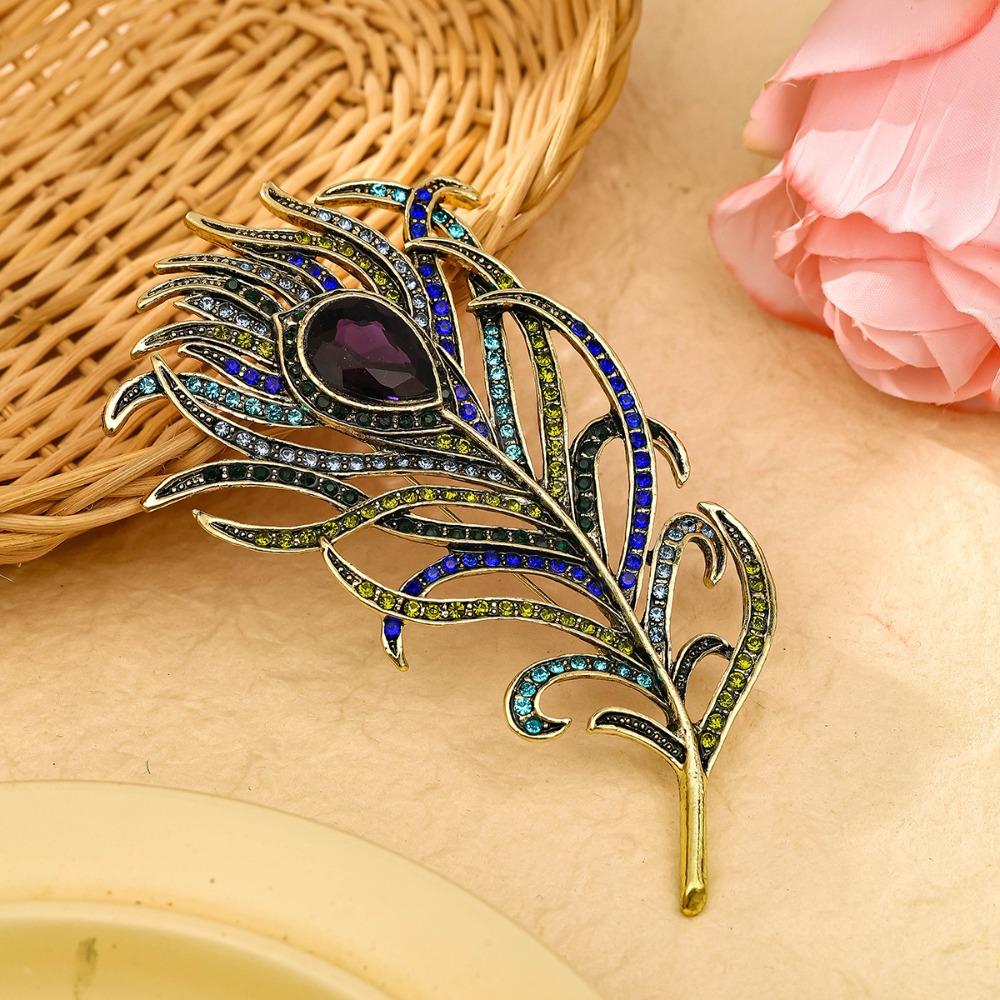 Colorful Temperament Peacock Brooch Elegant Peacock Lapel Pins Fashion Metal Feather  Badge  Women