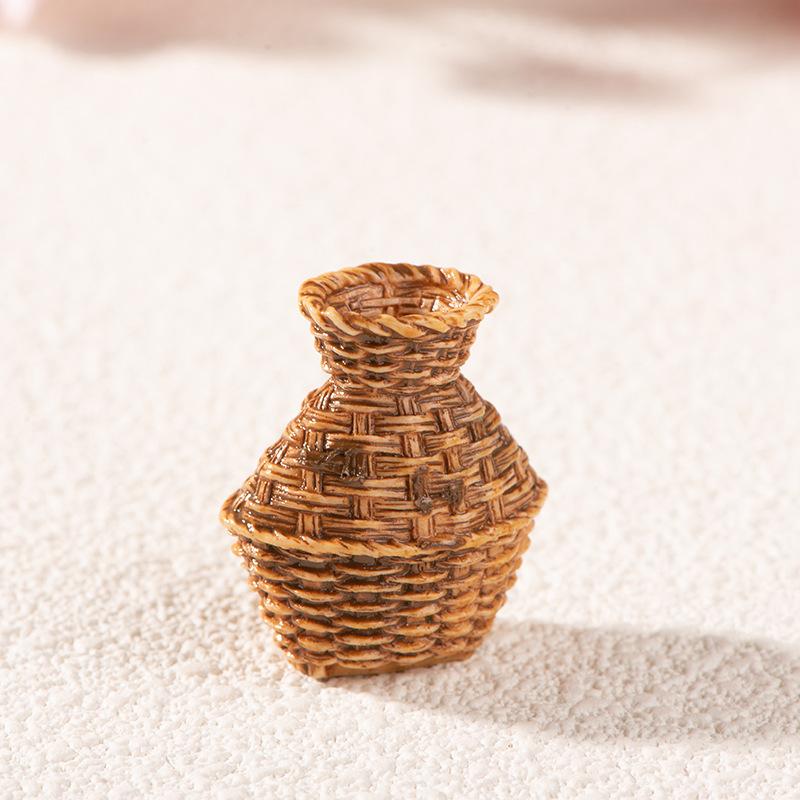 4pcs Miniature Woven Basket, Model House Accessories, Miniature Willow Basket for Crafts, Miniature House Furniture Set