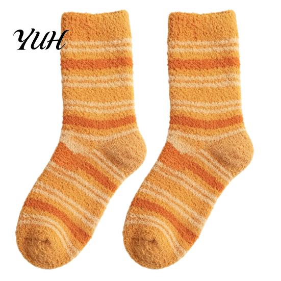 Cozy Winter Sleep Socks 1 Pair Thickened Coral Fleece for Women, Warm Thermal Breathable Velvet Bed Socks, Soft Plush Indoor Floor Autumn Comfort
