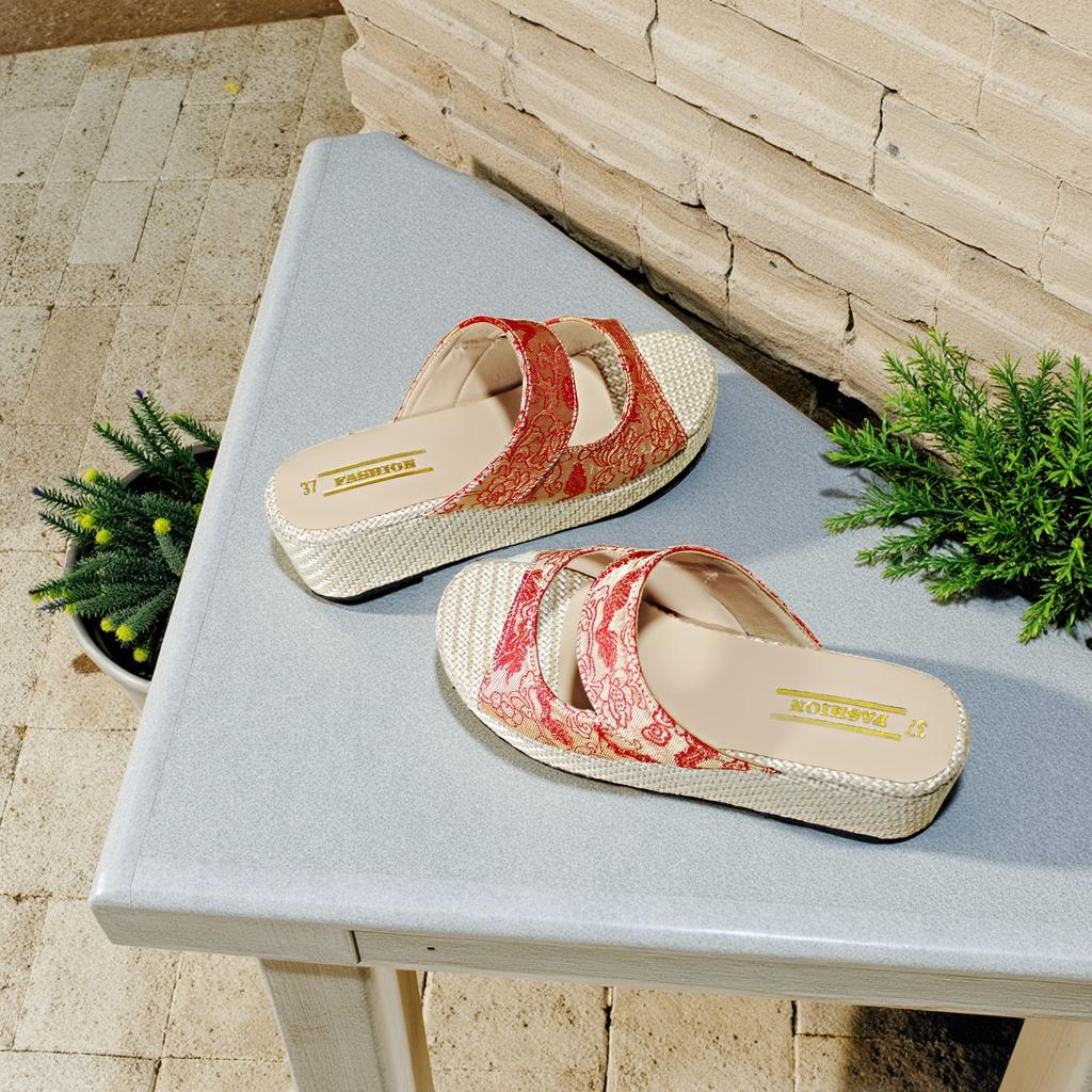 Fashion Women Shoes Style Woven Embroidery Shoes Ladies Fashion Breathable Flat Sole Casual Shoes for Women Zapatos De Mujer