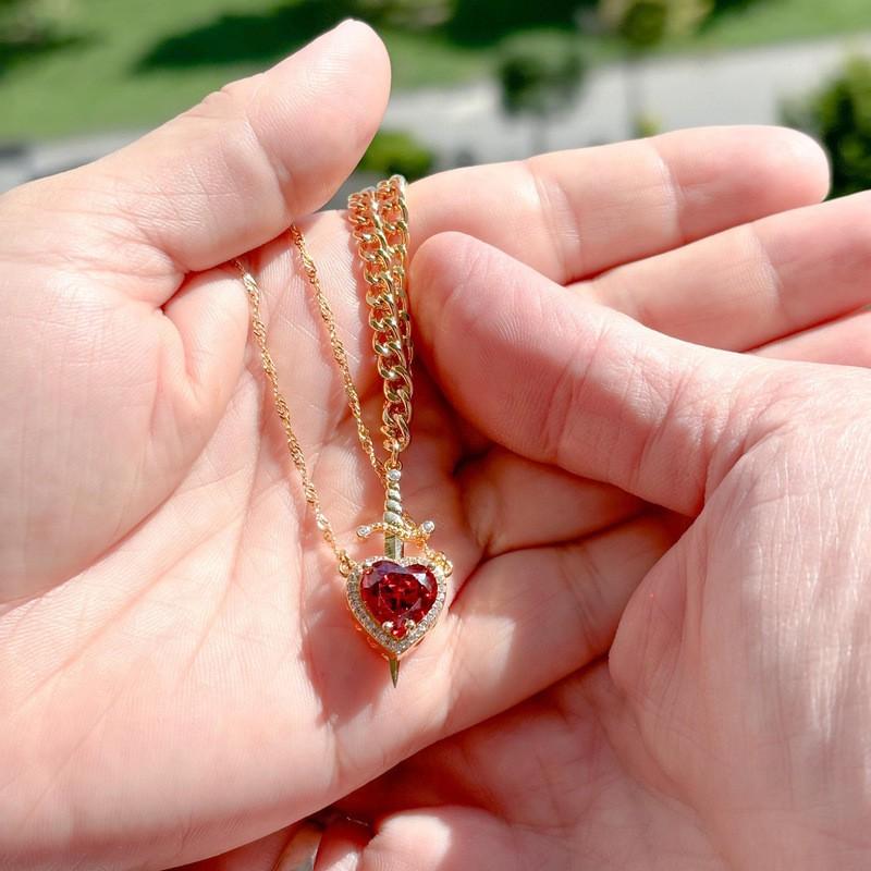 Layered Pendant Necklace Women With Pink Crystal Heart Dagger Charm Gold Or Plated Stainless Steel Chain