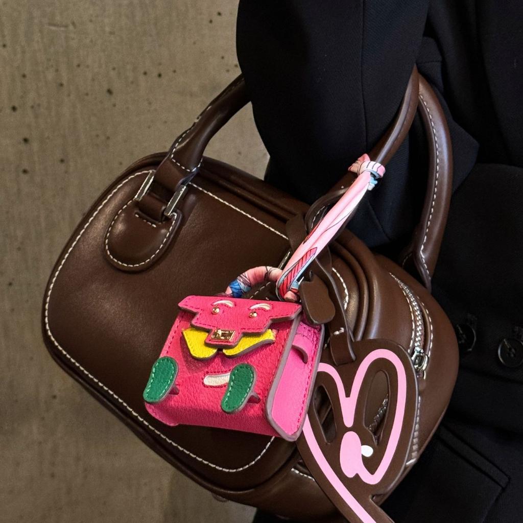 Mini Bag Pendant Can Hold Headphones and Change