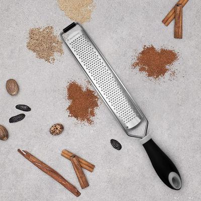 Grattugia per limone antigraffio, salva-lavoro con foro per appendere, eccellente grattugia per alimenti portatile, grattugia per frutta per ristorante