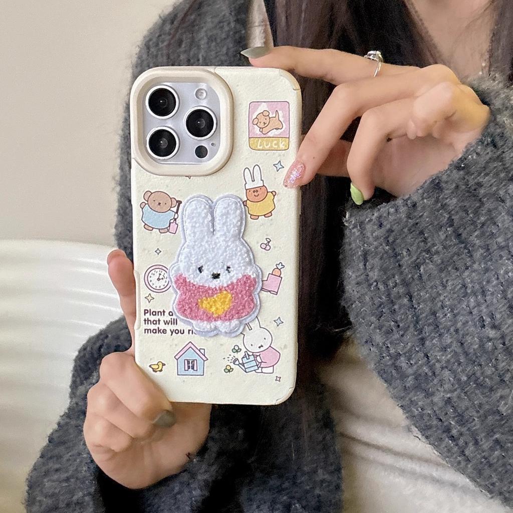 Dla etui na telefon komórkowy IPhone16 Nowy 15promax dla Apple 14 Trójwymiarowy haft ręcznikowy Królik Miffy 13Pro