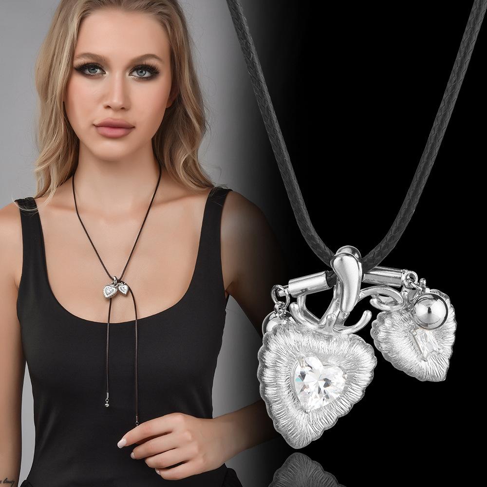 Spanish Fashion Love High-end Retro Style Versatile Accessories Pendant Necklace 60CM(Necklace Long)