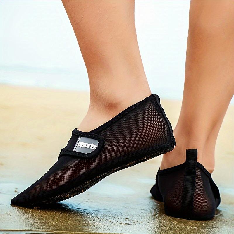 Ultraleichte Unisex-Wasserschuhe – belüftet und schnelltrocknend für Strandabenteuer – rutschfeste Schwimmschuhe, perfekt für Männer, Frauen und Outdoor-Sport 36/37 coole schwarze
