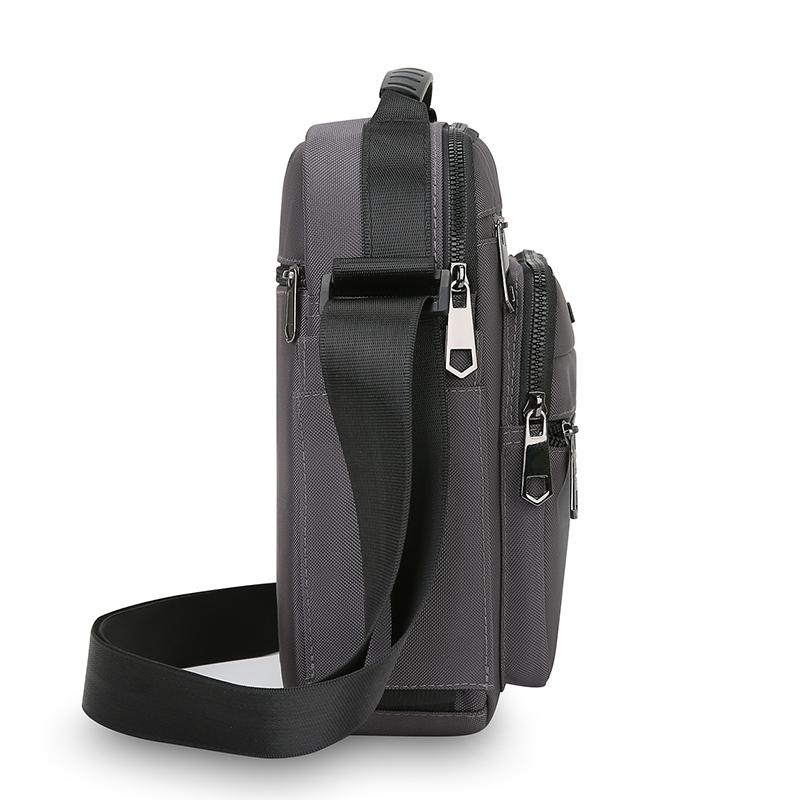 Men's Business Handbag Multi-Layer Large Capacity Shoulder Crossbody Bag