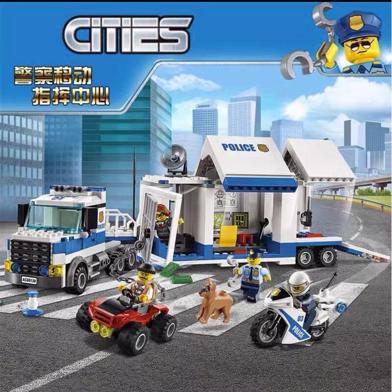 Stazione di Polizia SWAT Edificio Militare Blocchi da Costruzione Modello Città Set Auto della Polizia Figure Poliziotto Barca Giocattolo in Mattoncini DIY per Bambini Ragazzi Regalo