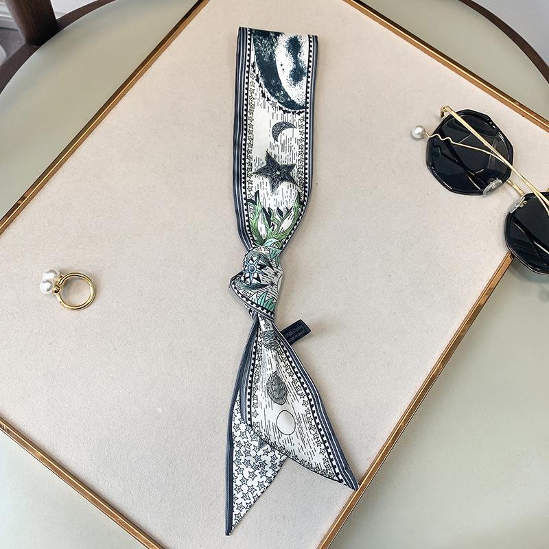 

Корейская версия небольшого шелкового шарфа для женщин на осень и зиму. Тонкие узкие полоски, новый острый угол, двусторонний принтованный растяжимый декоративный шарф 5*95cm