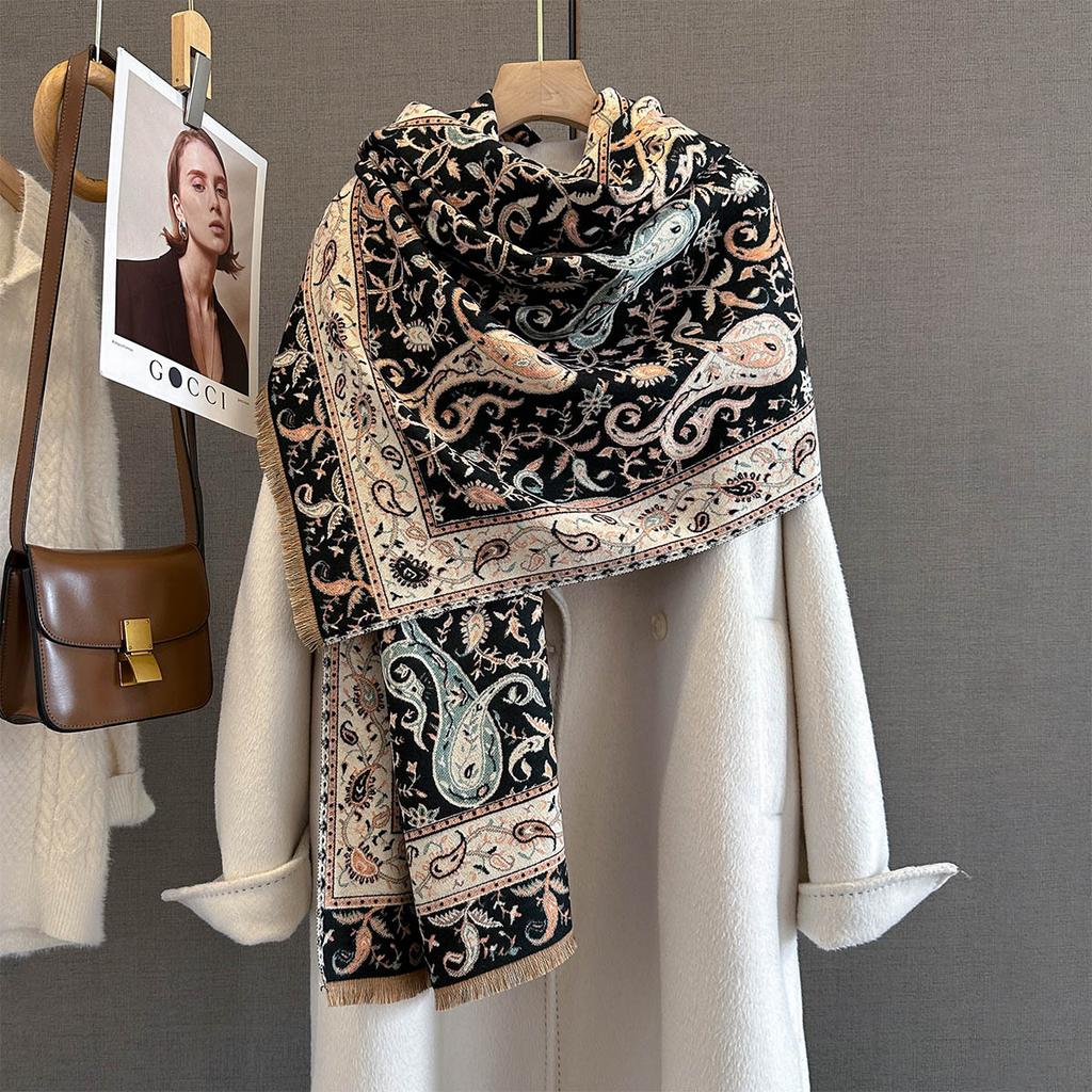 Women Paisley Cashmere Shawl Wrap Luxury Winter Thick Warm Scarf Pashmina Neckerchief Bufanda Female Long Scarves Tessel Echarpe