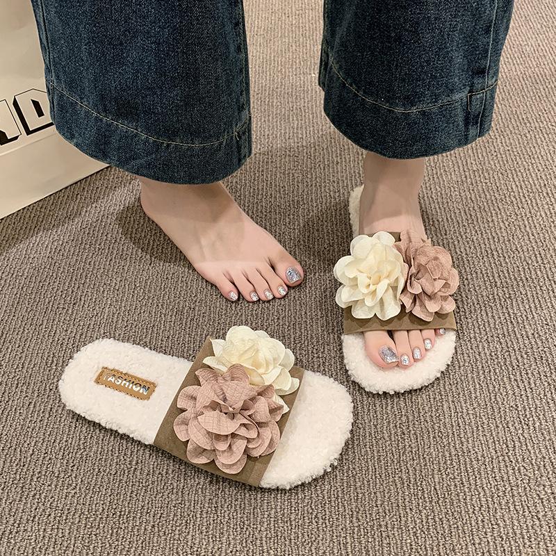 French Flat-bottomed Flower One-word Slippers Women's Shoes Autumn and Winter Wear 2025 New Velvet Fashion Cotton Slippers