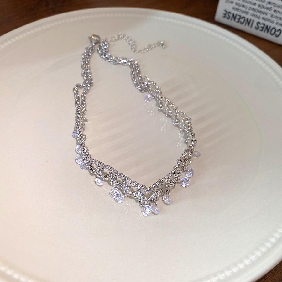 

Sweet super fairy bright diamond-encrusted zircon necklace light luxury high-end clavicle chain fashionable simple temperament necklace