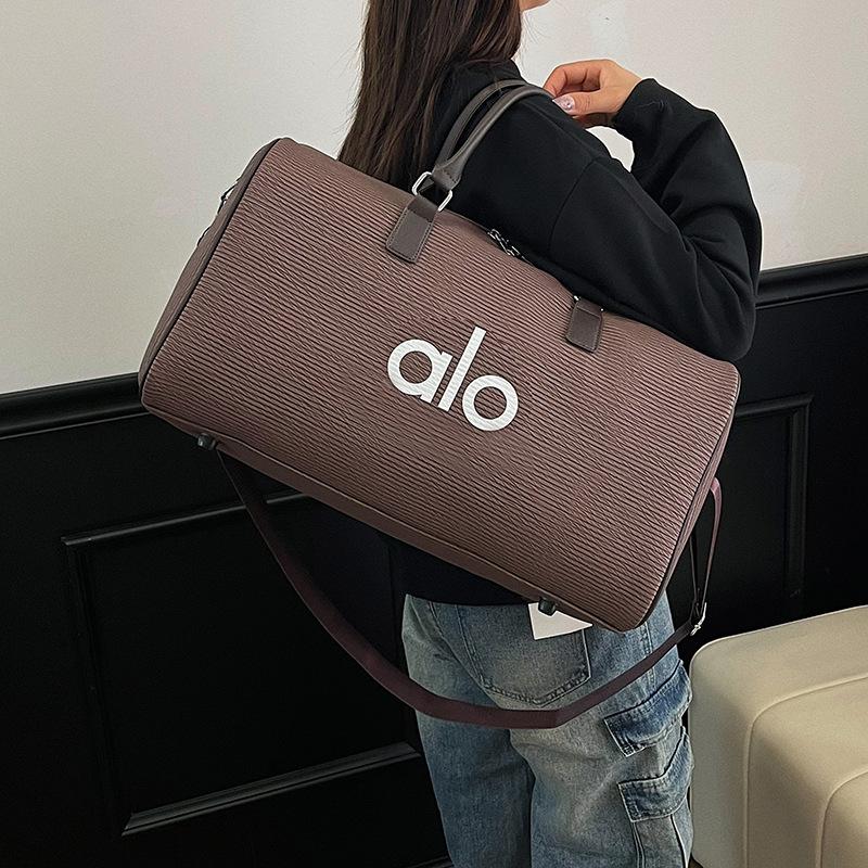 Large-capacity Sports and Fitness Bag with Dry and Wet Separation, Practical and Durable for Leisure Travel and Business Trips