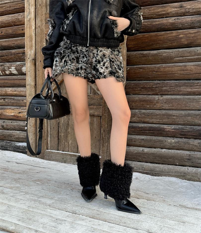 2025 Autumn and Winter New Fashion Versatile Lamb Wool Warm Fashion Stiletto Short Boots Women's Wear Pointed Low