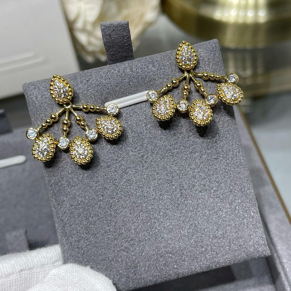 New Hot Brand Vintage Earrings for Women Luxury Jewelry Fashion Water Drop Designer Eardrop Pure 925 Sliver Party Stud Earrings