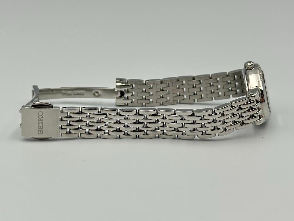 [USED] Seiko Exceline V117-0AV0 Solar Oval Watch 922