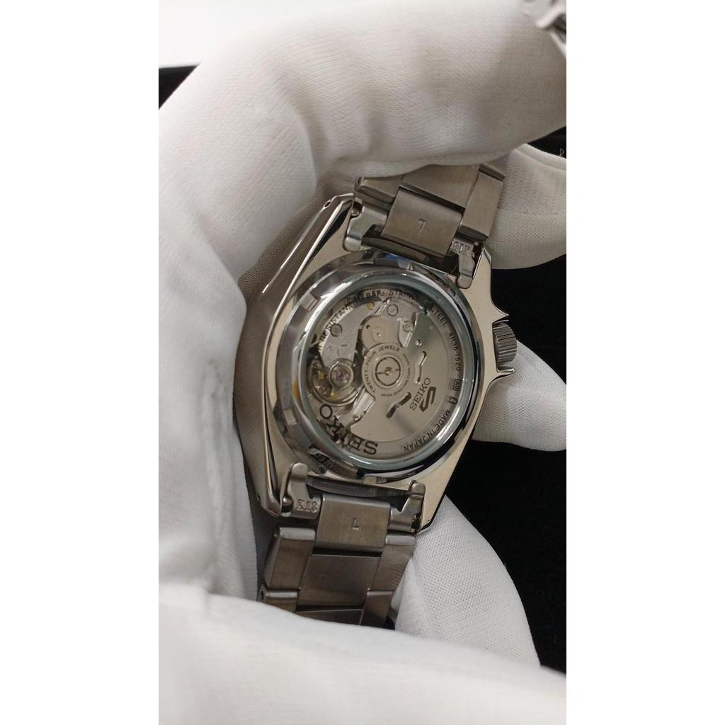 Used SEIKO 4R36-15Z0 automatic watch
