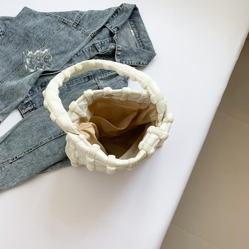 Versatile Women's Shoulder Bag Casual Bag Solid Thread Elegant New