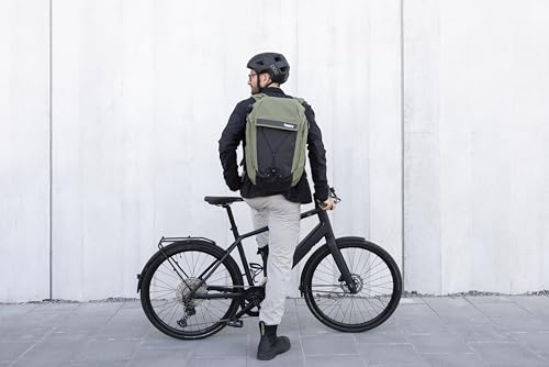 Thule EnRoute Backpack, 23L, Fits Up To 15.6-inch Laptops, Water-Resistant TPU Pocket, Soft Green/Quiet Green