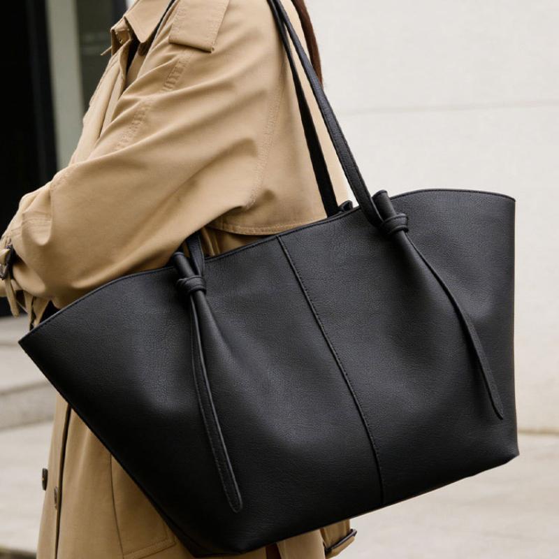 Large Capacity Wing Tote Bag Women Luxury Leather Shoulder Bag Minimalist Design Commuter Handbag Solid Color Casual Work Bag