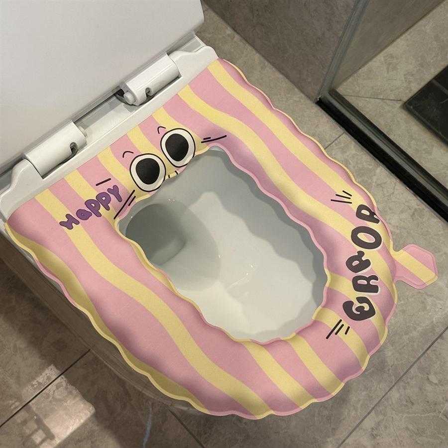 Cute cartoon toilet seat cover, washable for spring and summer, household bathroom toilet seat cushion, four-season toilet cover