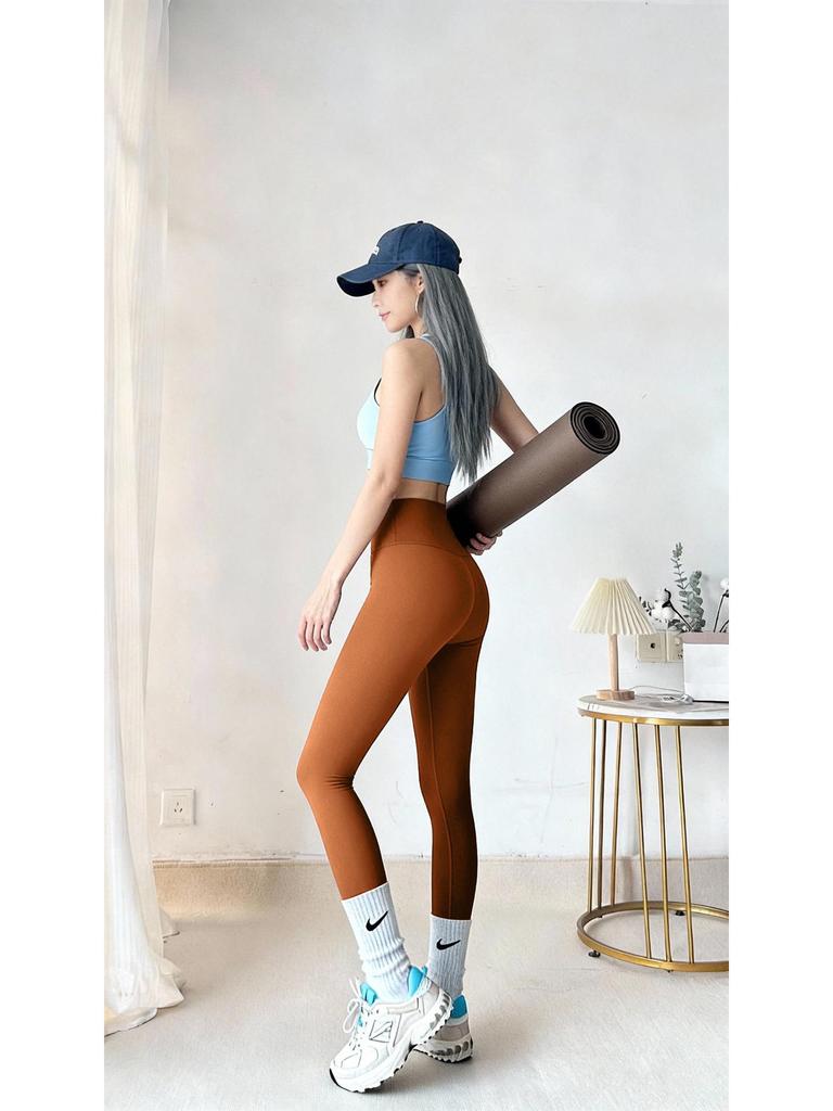 Lulu Elastic Fitness Pants: Women's Quick-Drying, Hip-Lifting Yoga and Running Tights for Spring and Summer.