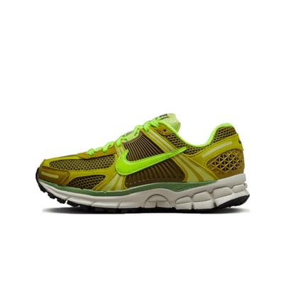 Vomero 5 Olive Flak Volt