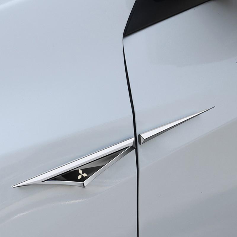 gzbf5 Car Door Blade Fender Logo Sticker Emblems Decals For Mitsubishi Outlander Sport ASX Eclipse Cross Pajero Lancer EVO Delica L200