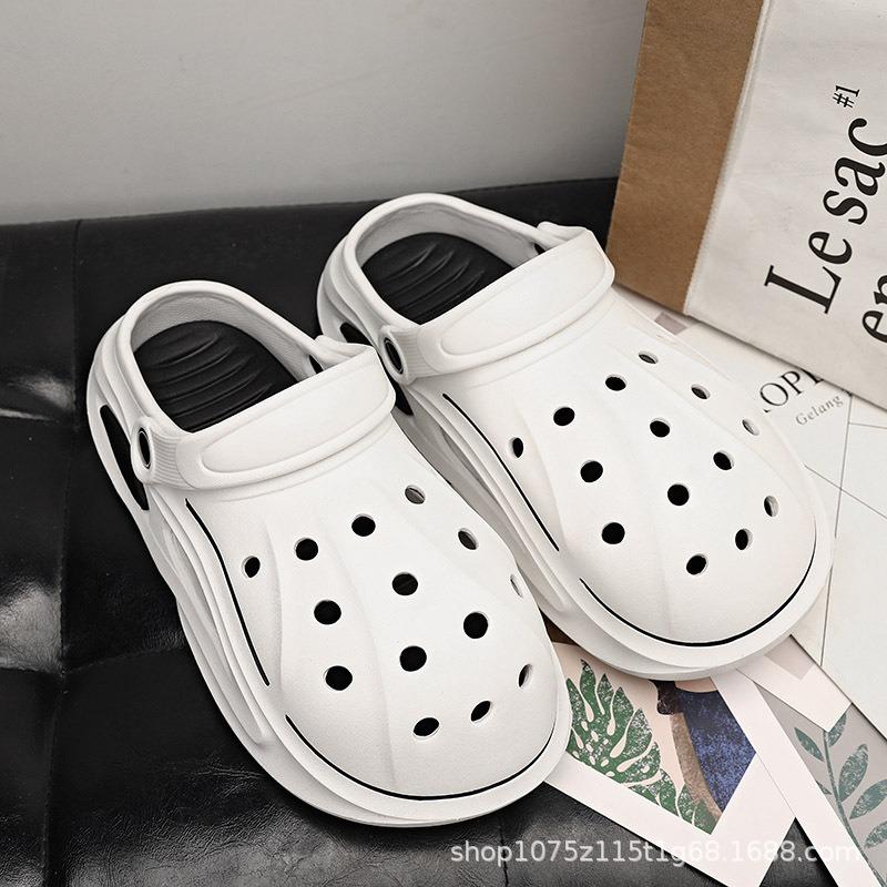 Summer Women's New Hole Shoes Platform Non-slip Lightweight Cute Versatile Trend Beach Can Be