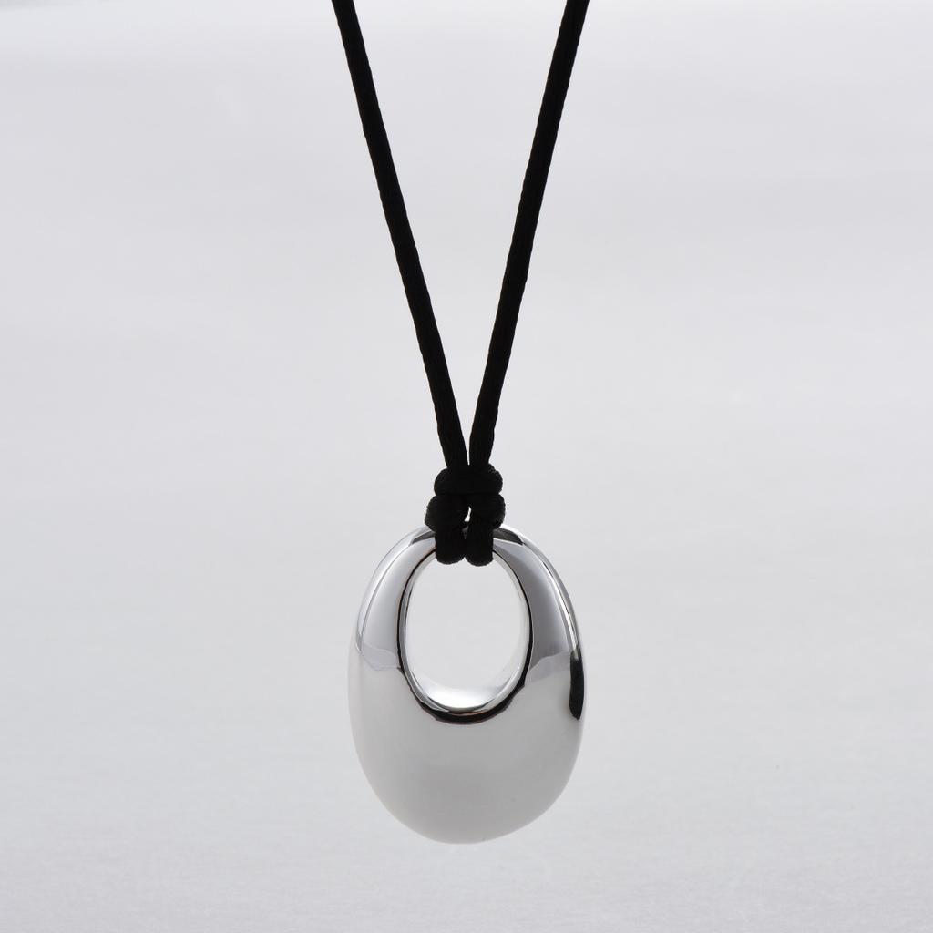 Wind Niche Design Black Rope Three-Dimensional Water Drop Shape Sweater Chain Pull Fashion Commuter Silver Metal Necklace