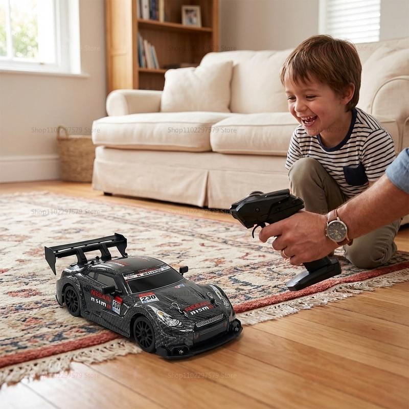 1:24 Scale Remote Control Drift Cars 2.4GHz 4WD Off-Road ZUYP2 Racing with LED Lights 30km/h High-Speed RC Vehicle Ideal Gift for Kids