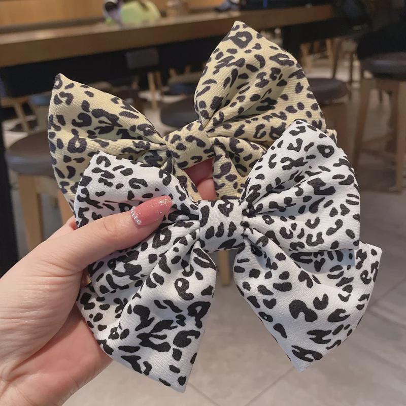 Korean Leopard Print Bow Hairpin – Stylish Adult Headpiece