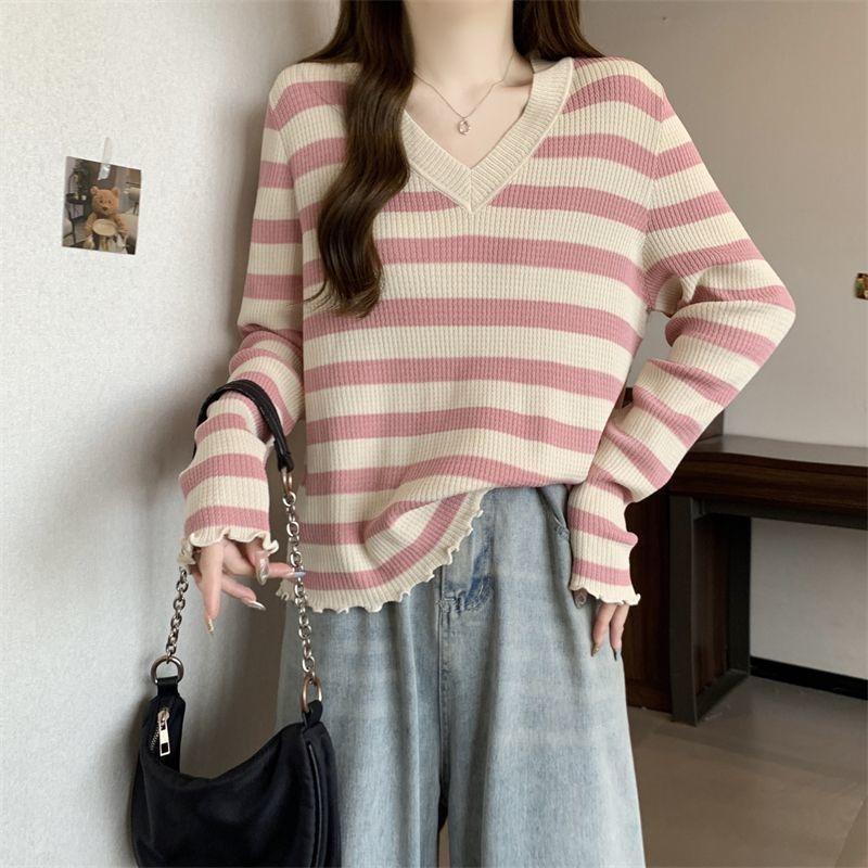 Women's Fungus-edged V-neck Striped Long-sleeved Versatile Top for Autumn Inner Layering Shirt