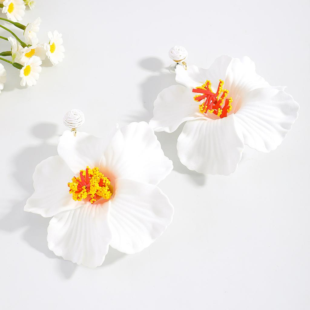 Fashion exaggerated flower earrings Bohemian vacation temperament petal stud earrings summer temperament earrings women