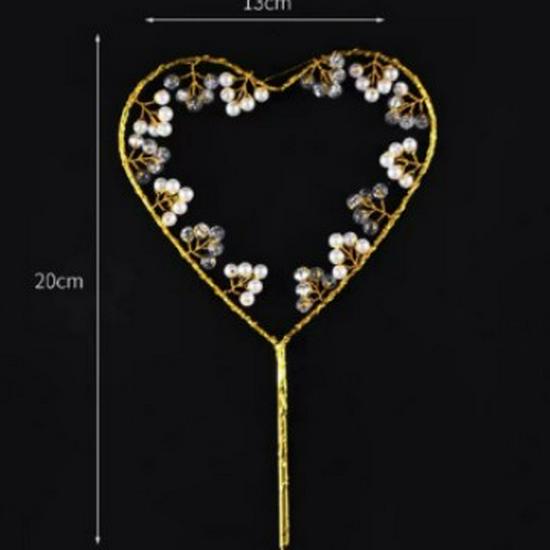 Coroană de Prințesă pentru Zi de Naștere cu Aripi de Pene, Perle și Cristale – Mini Accesorii pentru Copii