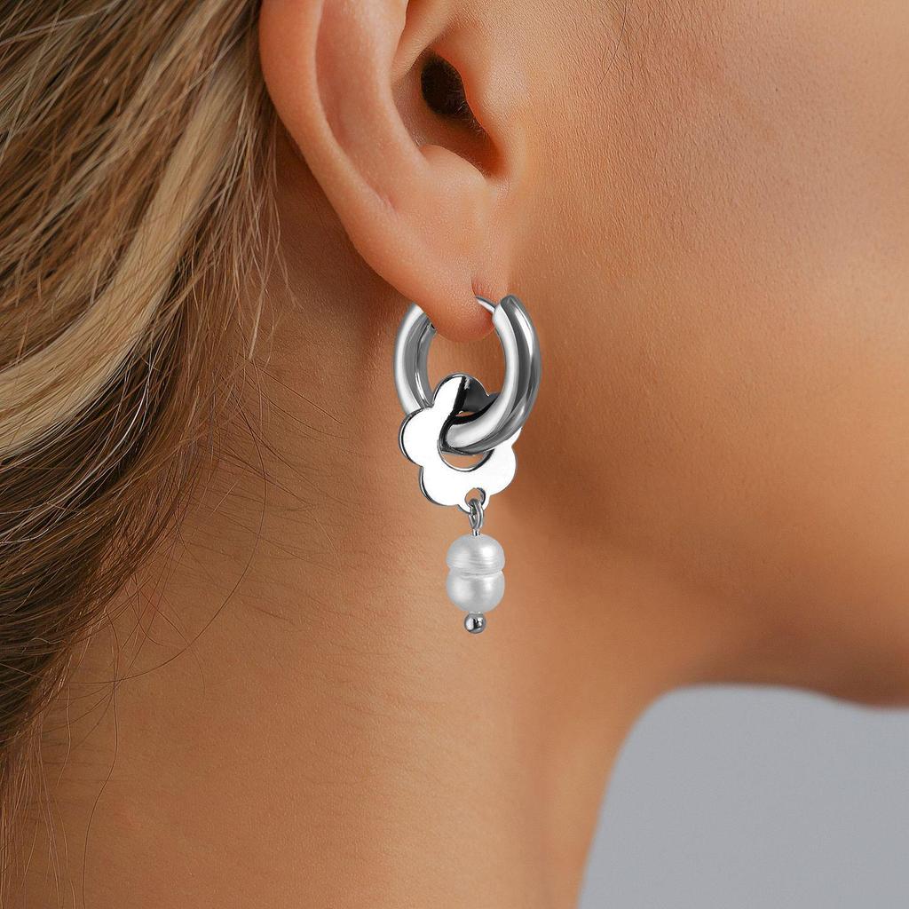 Chic Heart and Bear Ear Cuffs: Fashion-Forward European/American Earrings for Women