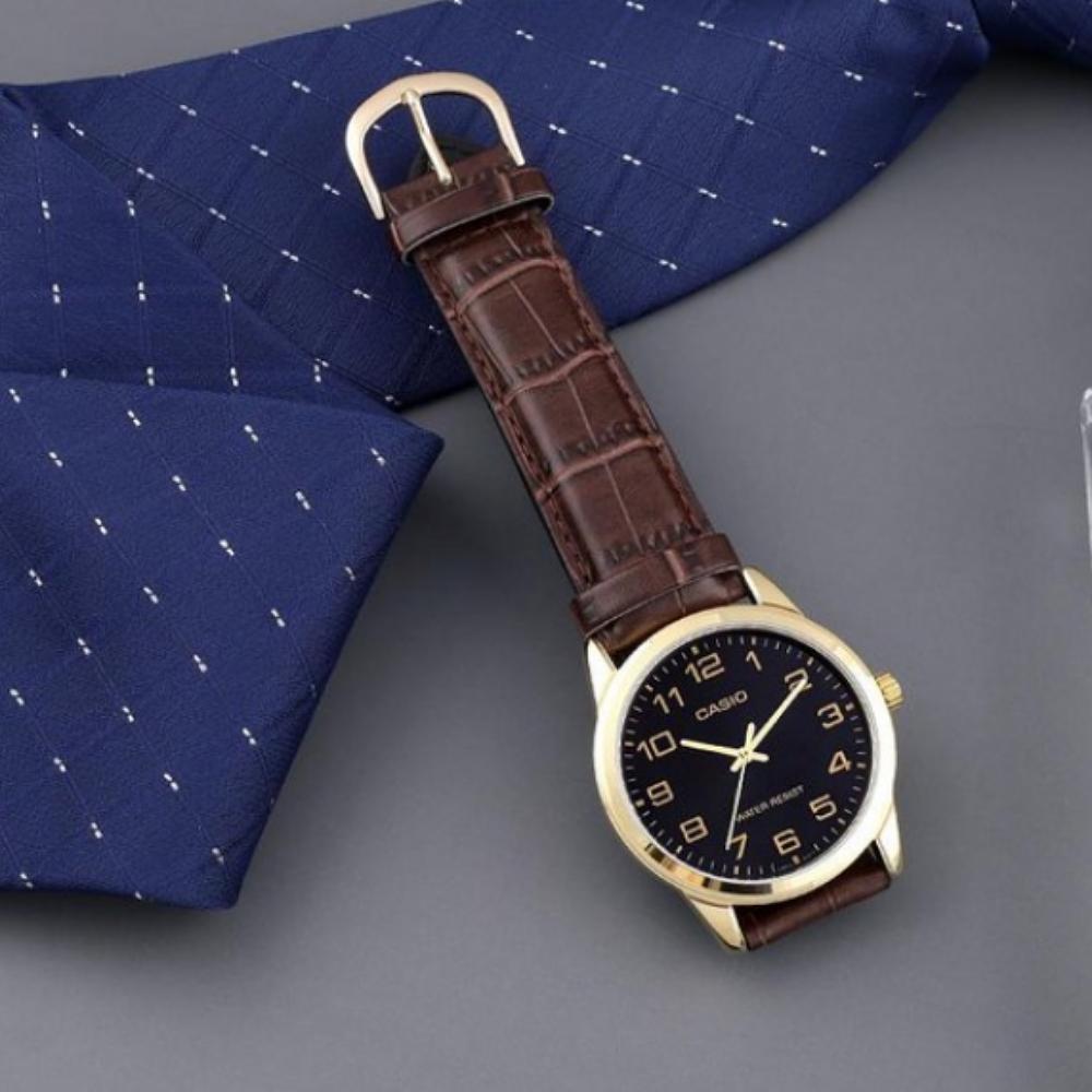 Casio's Convenient Daily Slim Simple Men's Watch