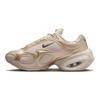 Nike Baskets Air Max Muse Sable du Désert Femme Beige Sable Dérive Argent Métallisé FV1920-005