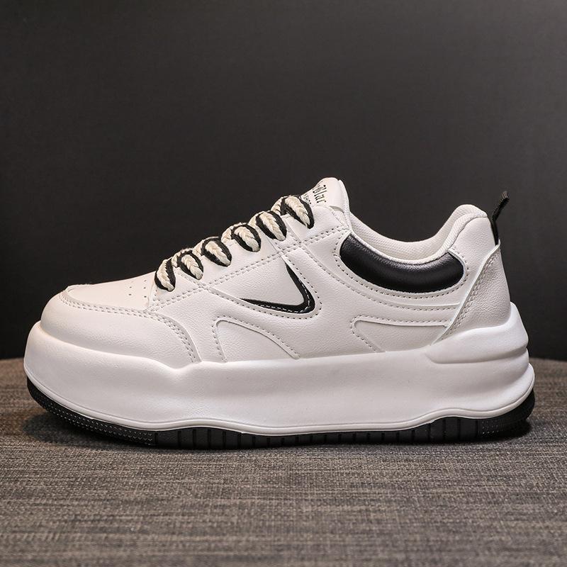 Thick Bottom Heightened Easy Wear Shoes Women's Ins Super Hot All-Matching Sports Casual Board Shoes Spring New