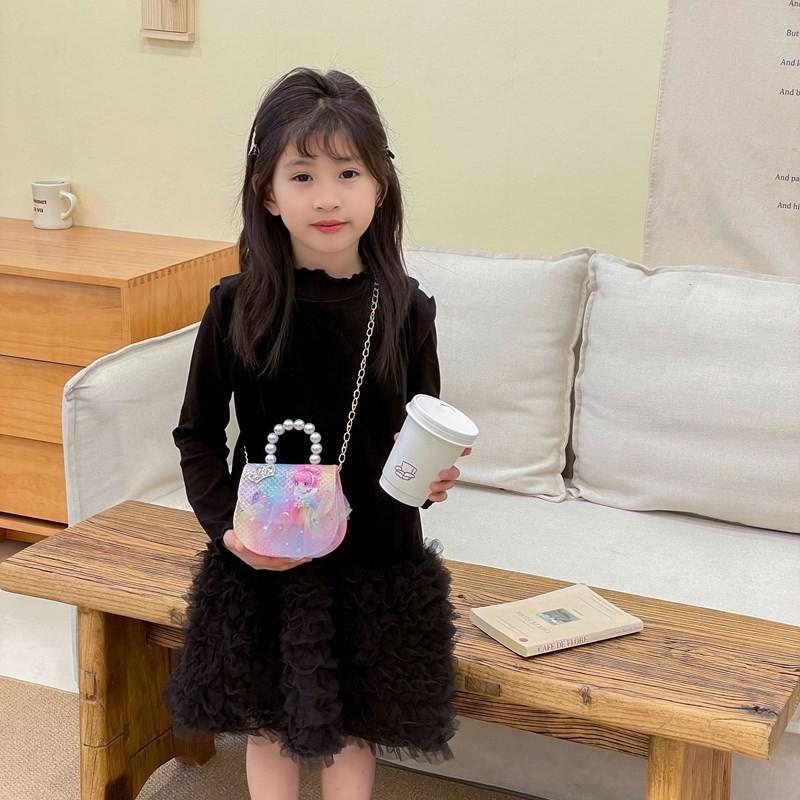 Breathable Pu Material Cute Kids Handheld Bag With Charming Pearl Flower Pattern For All Occasions