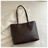 Versatile Retro Tote Bag - Large-Capacity Shoulder Bag for Commuting and Leisure, Korean Style