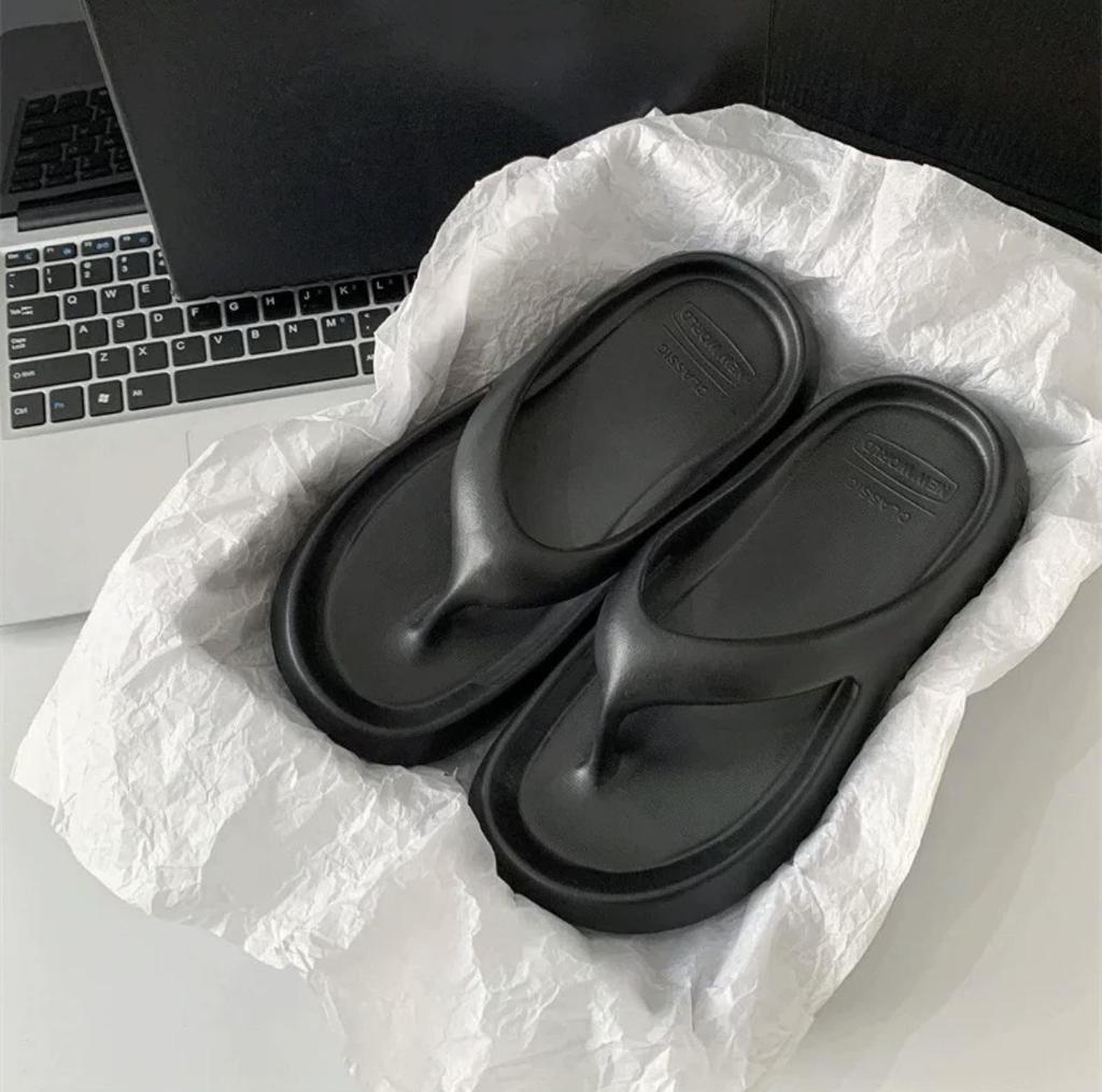 Korean Women's Fashion Silver Thick Sole Height-Boost Beach Slippers